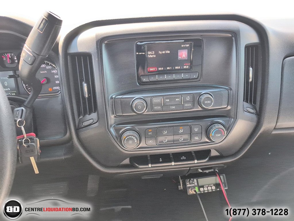 2014 GMC Sierra 1500 CREW CAB 5.3L 4X4 BOÎTE 6.5P in Granby, Quebec - 20 - w1024h768px