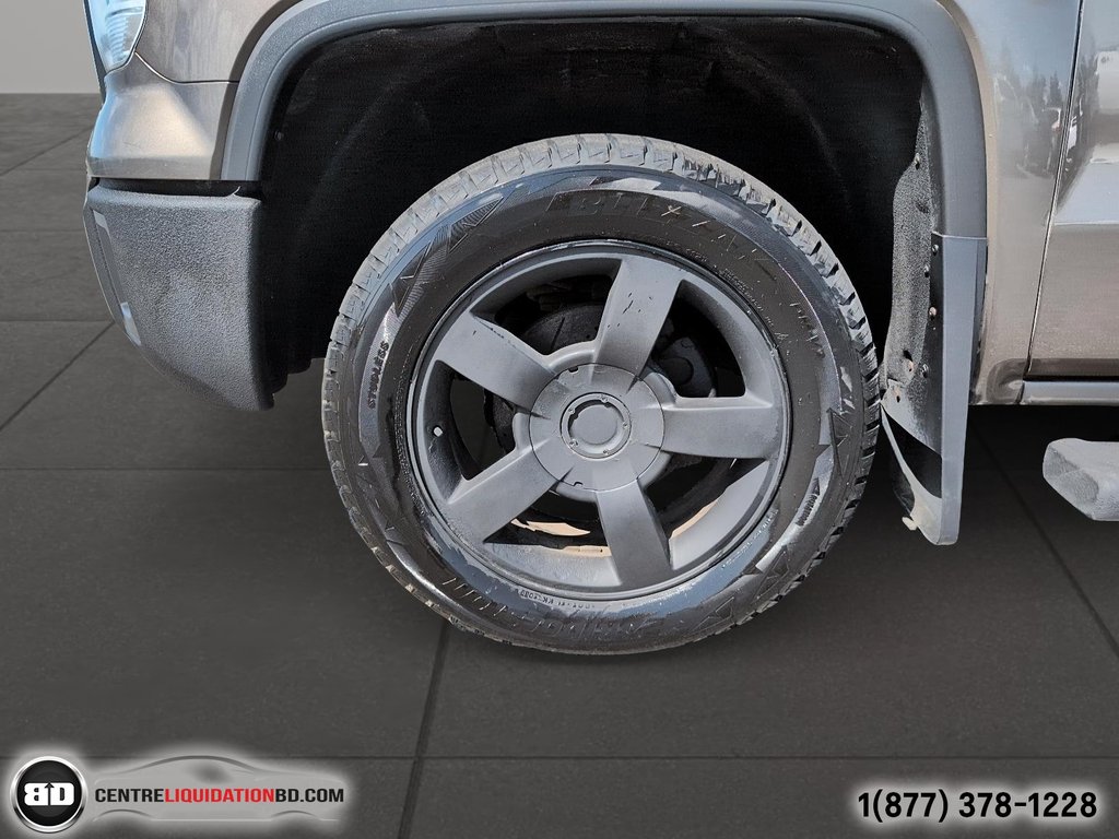 2014 GMC Sierra 1500 CREW CAB 5.3L 4X4 BOÎTE 6.5P in Granby, Quebec - 12 - w1024h768px