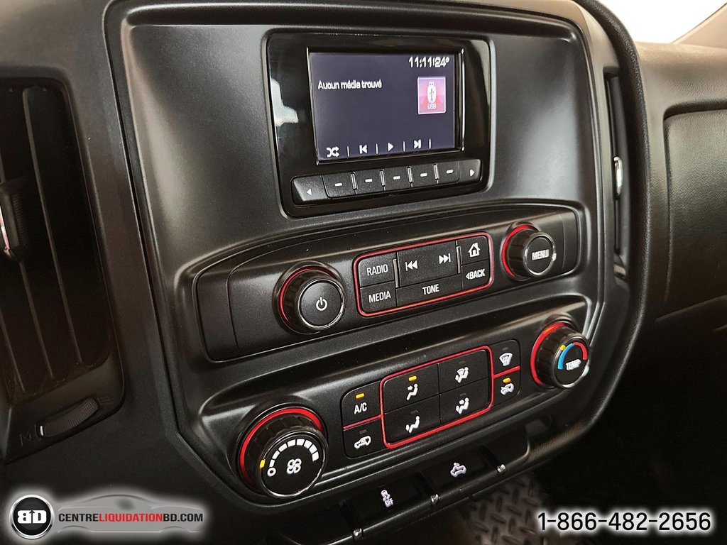 2015 GMC Sierra 1500 in Granby, Quebec - 13 - w1024h768px