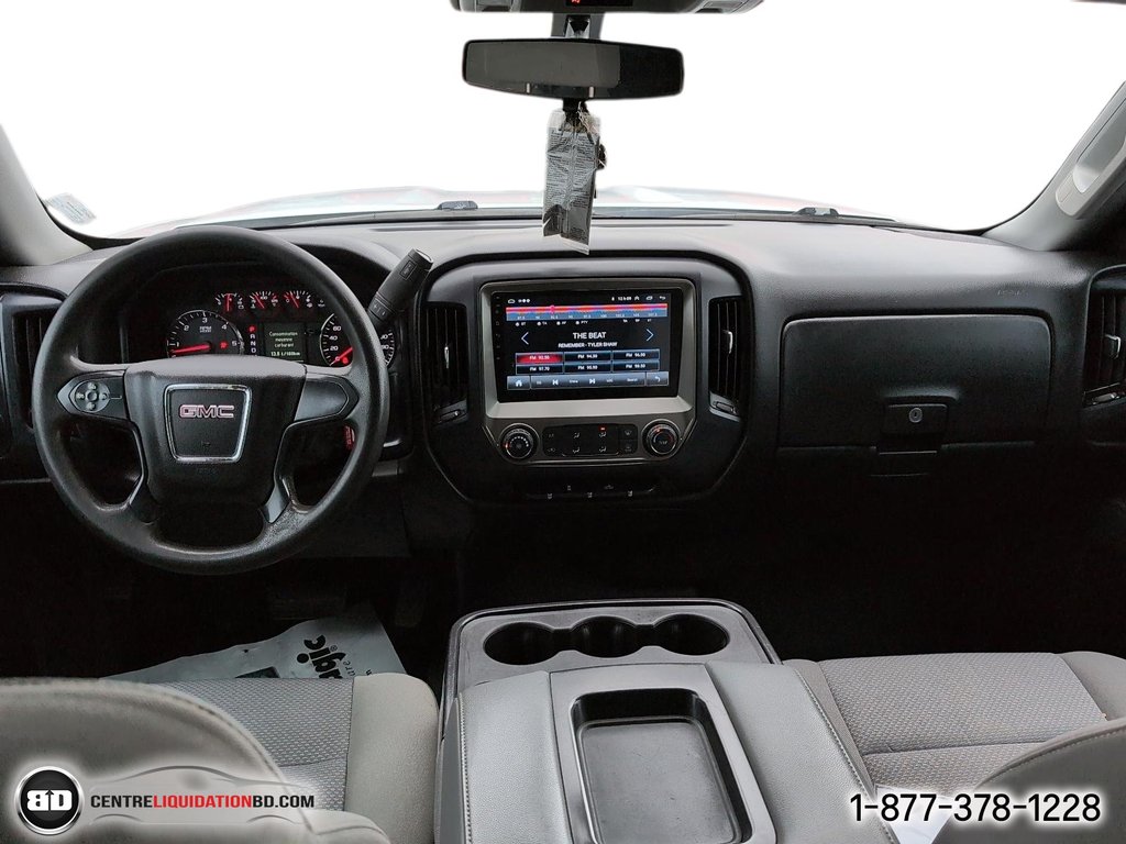 2015 GMC Sierra 1500 CREW CAB V6 4.3L 2X4 in Granby, Quebec - 13 - w1024h768px
