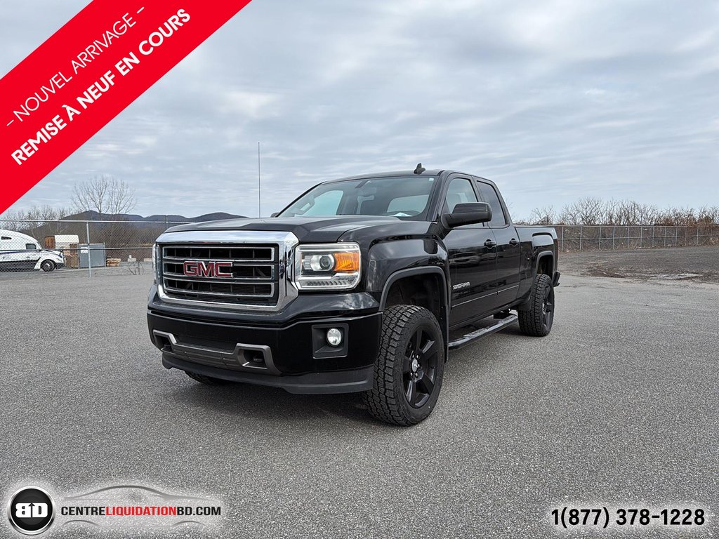 GMC Sierra 1500 V8 5.3L 4x4 DOUBLE CAB BOÎTE 6.5P 2015 à Granby, Québec - 1 - w1024h768px