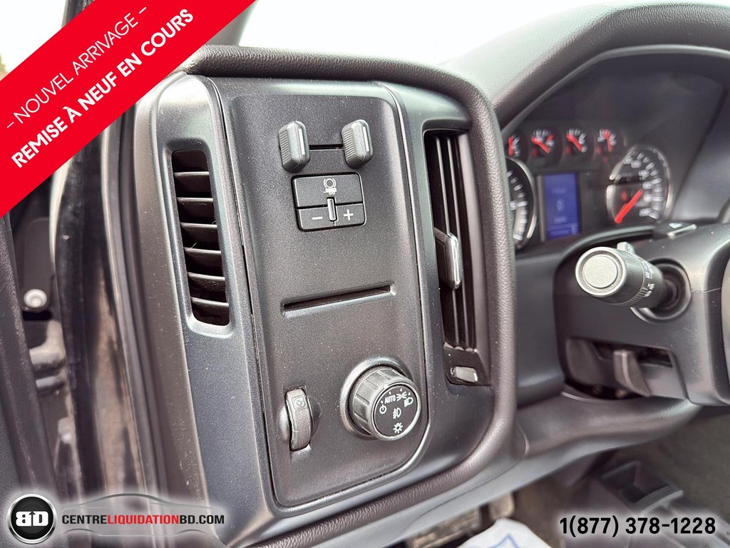 GMC Sierra 1500 V8 5.3L 4x4 DOUBLE CAB BOÎTE 6.5P 2015 à Granby, Québec - 14 - w1024h768px