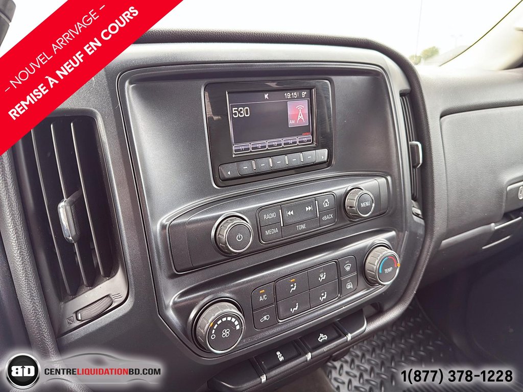 GMC Sierra 1500 V8 5.3L 4x4 DOUBLE CAB BOÎTE 6.5P 2015 à Granby, Québec - 17 - w1024h768px