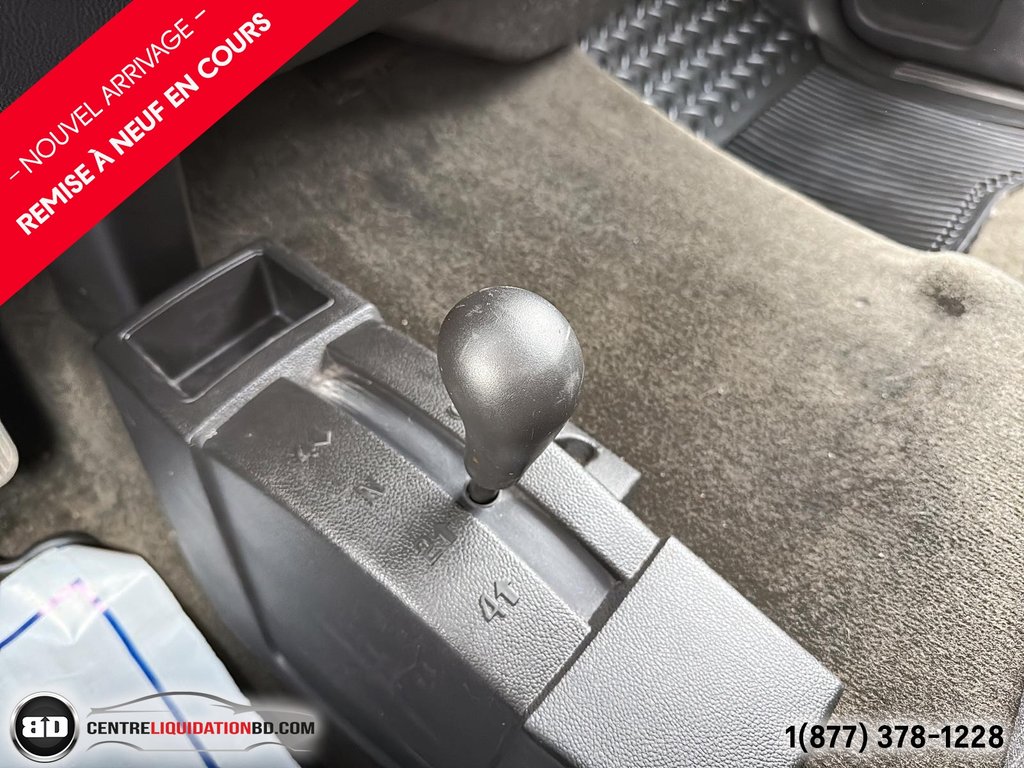 GMC Sierra 1500 V8 5.3L 4x4 DOUBLE CAB BOÎTE 6.5P 2015 à Granby, Québec - 16 - w1024h768px