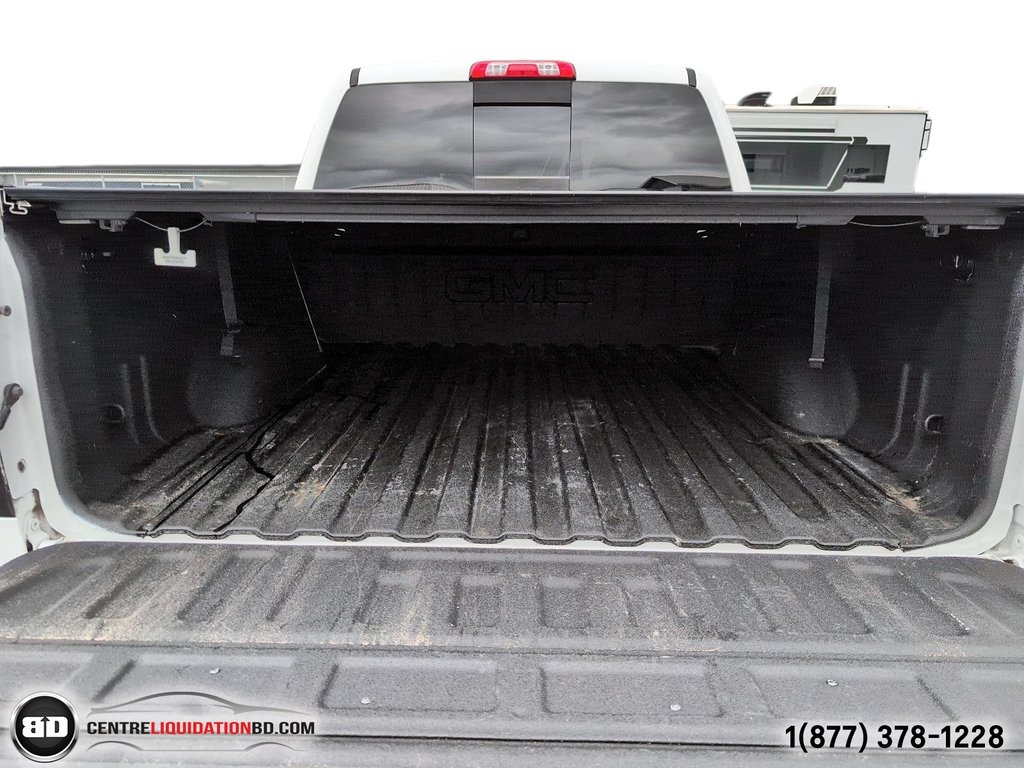 2017 GMC Sierra 1500 SLT 5.3L CREW CAB BOÎTE 5P5 in Granby, Quebec - 11 - w1024h768px