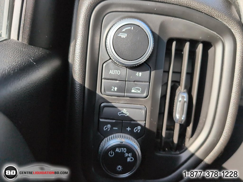 GMC Sierra 1500 SLE CREWCAB V8 2019 à Granby, Québec - 20 - w1024h768px