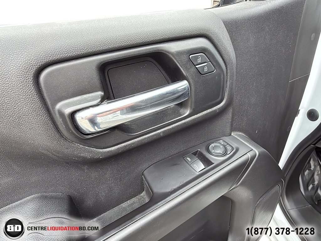 2019 GMC Sierra 1500 SINGLE CAB V6 4X4 4.3L BOÎTE 8P + BOÎTE DE FIBRE in Granby, Quebec - 17 - w1024h768px