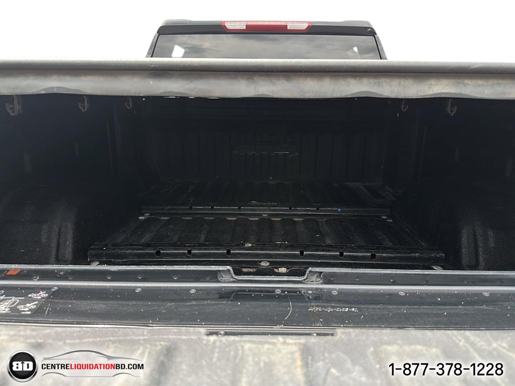 2021 GMC Sierra 1500 AT4 DURAMAX in Granby, Quebec - 10 - w1024h768px