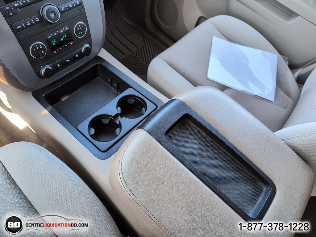 2011 GMC Yukon SLE V8 5.3L 4X4 in Granby, Quebec - 21 - w1024h768px