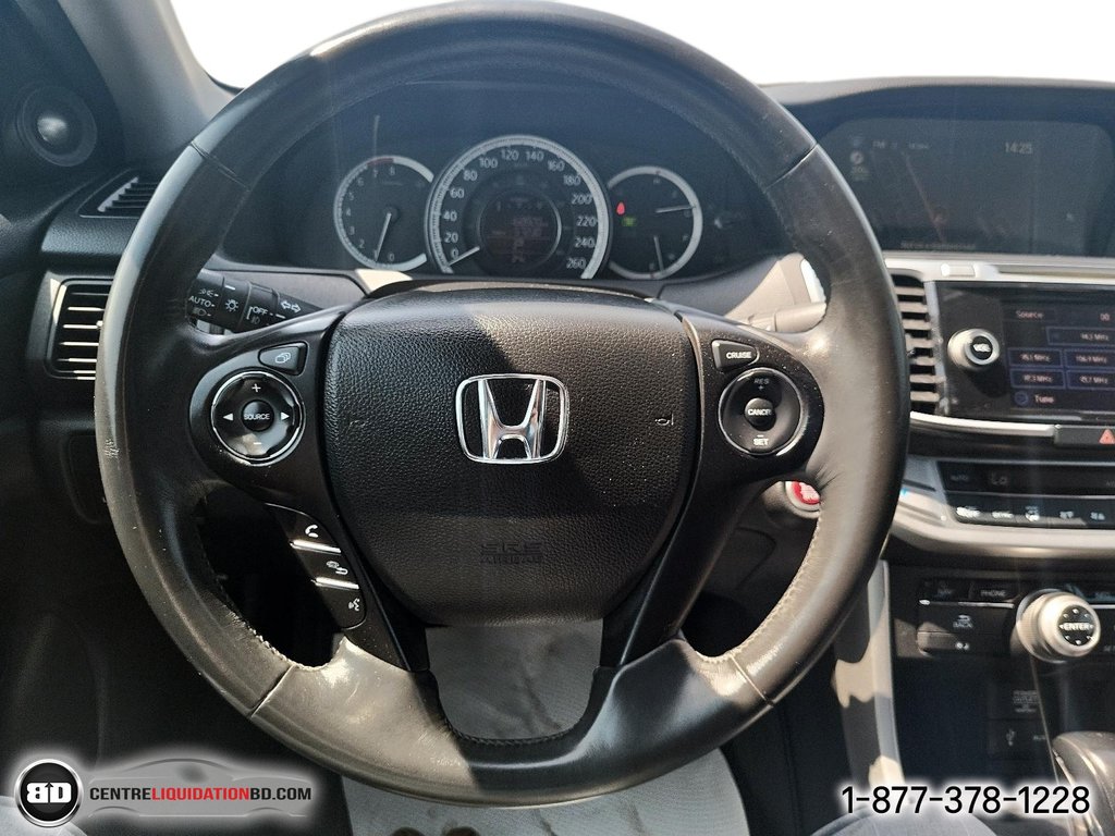 Honda Accord Sedan Touring 2015 à Granby, Québec - 15 - w1024h768px