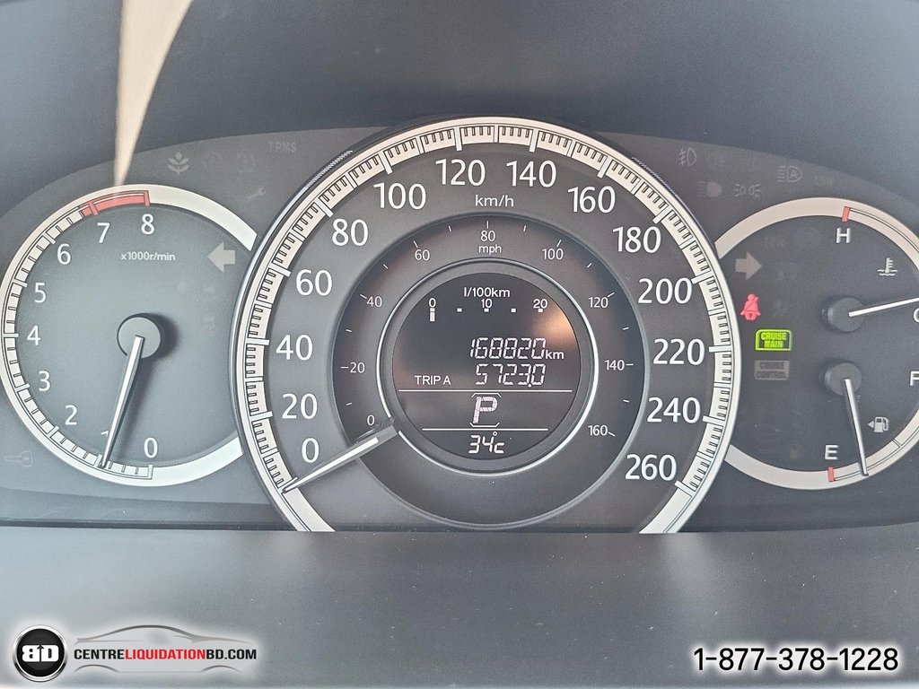 Honda Accord Sedan Touring 2015 à Granby, Québec - 16 - w1024h768px