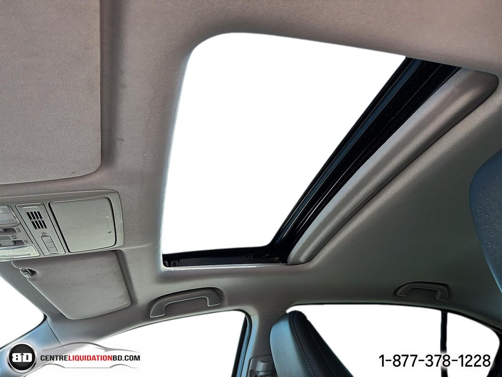Honda Accord Sedan Touring 2015 à Granby, Québec - 21 - w1024h768px