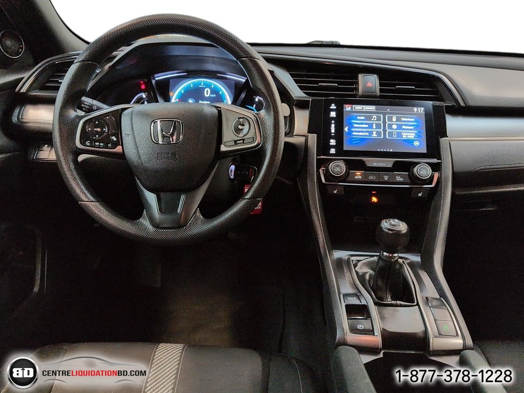 2018 Honda Civic Hatchback LX in Granby, Quebec - 13 - w1024h768px