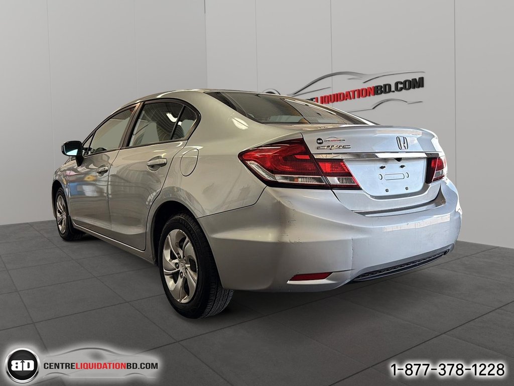 2015 Honda Civic Sedan LX MANUELLE in Granby, Quebec - 8 - w1024h768px