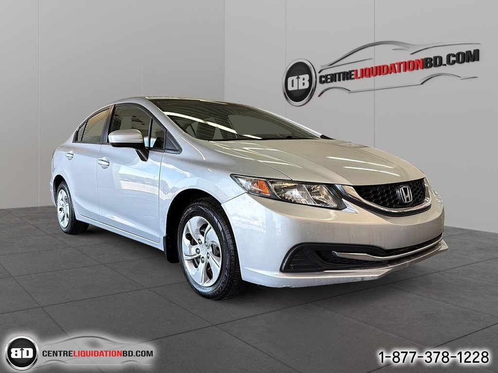 2015 Honda Civic Sedan LX MANUELLE in Granby, Quebec - 3 - w1024h768px