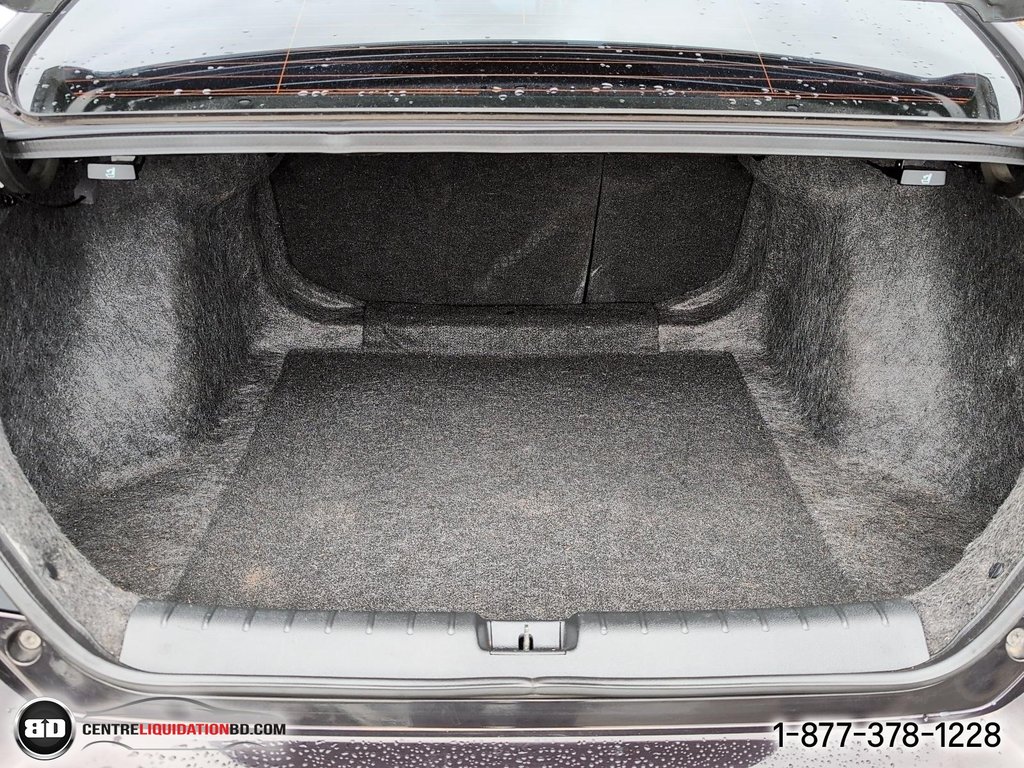 2016 Honda Civic Sedan LX MANUELLE in Granby, Quebec - 10 - w1024h768px