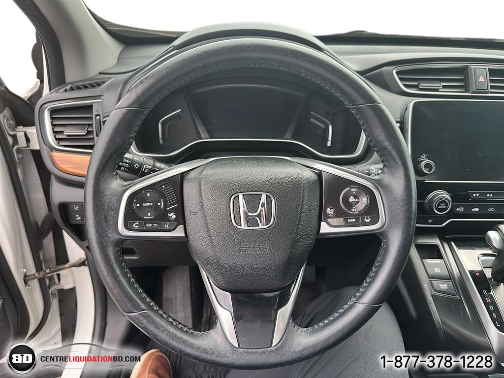 2017 Honda CR-V Touring in Granby, Quebec - 15 - w1024h768px