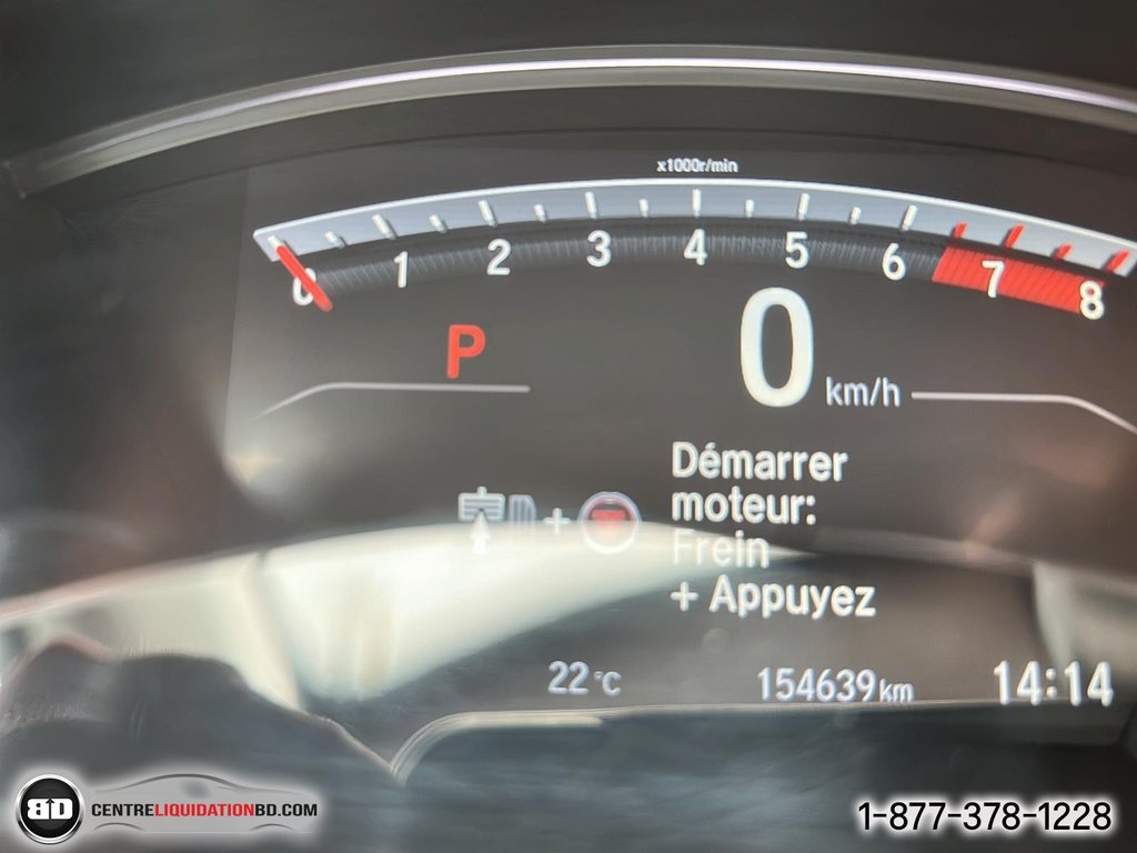 2017 Honda CR-V Touring in Granby, Quebec - 16 - w1024h768px