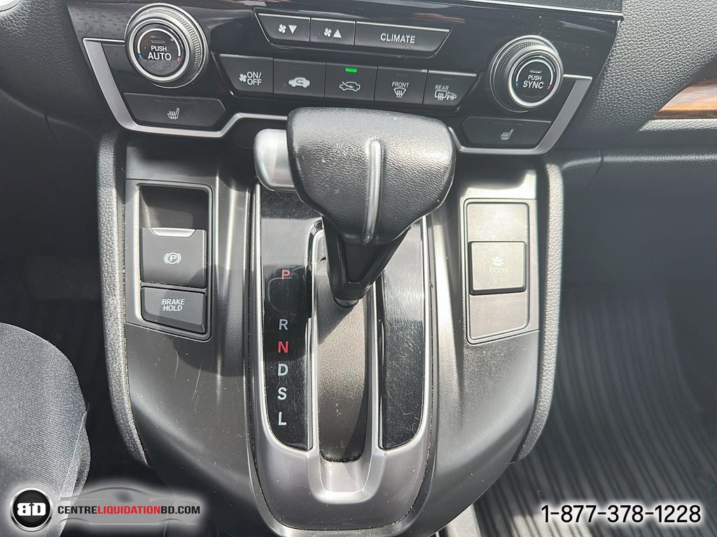 2017 Honda CR-V Touring in Granby, Quebec - 18 - w1024h768px