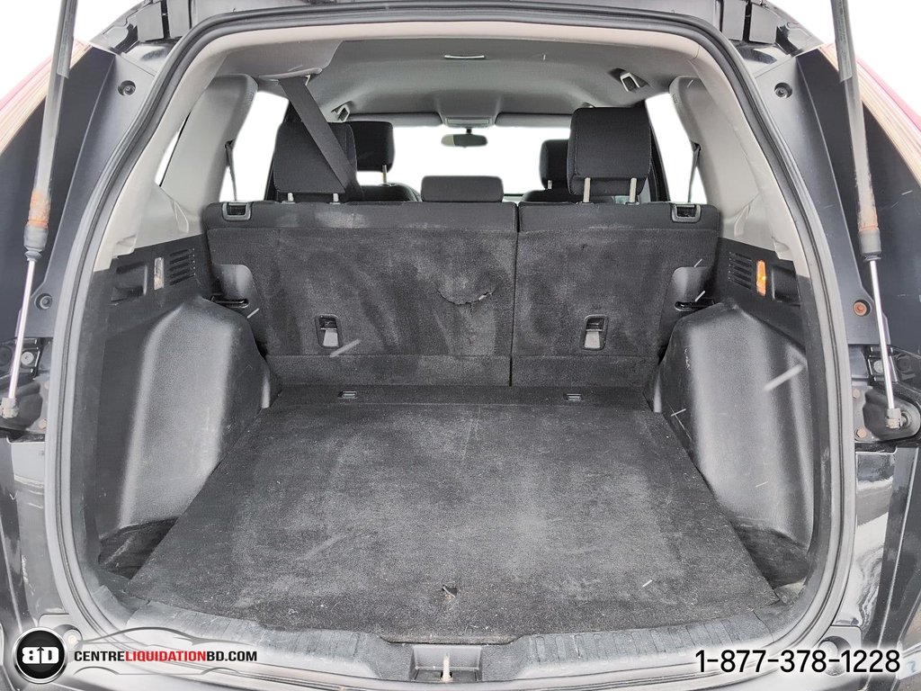 2017 Honda CR-V LX in Granby, Quebec - 11 - w1024h768px