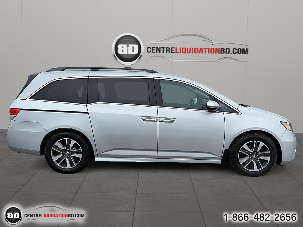 2015 Honda Odyssey in Granby, Quebec - 4 - w1024h768px