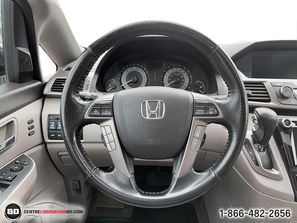 2015 Honda Odyssey in Granby, Quebec - 14 - w1024h768px