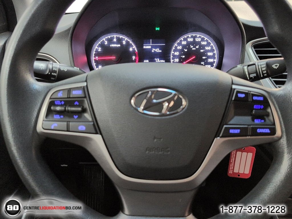 2018 Hyundai Accent GL MANUELLE in Granby, Quebec - 17 - w1024h768px