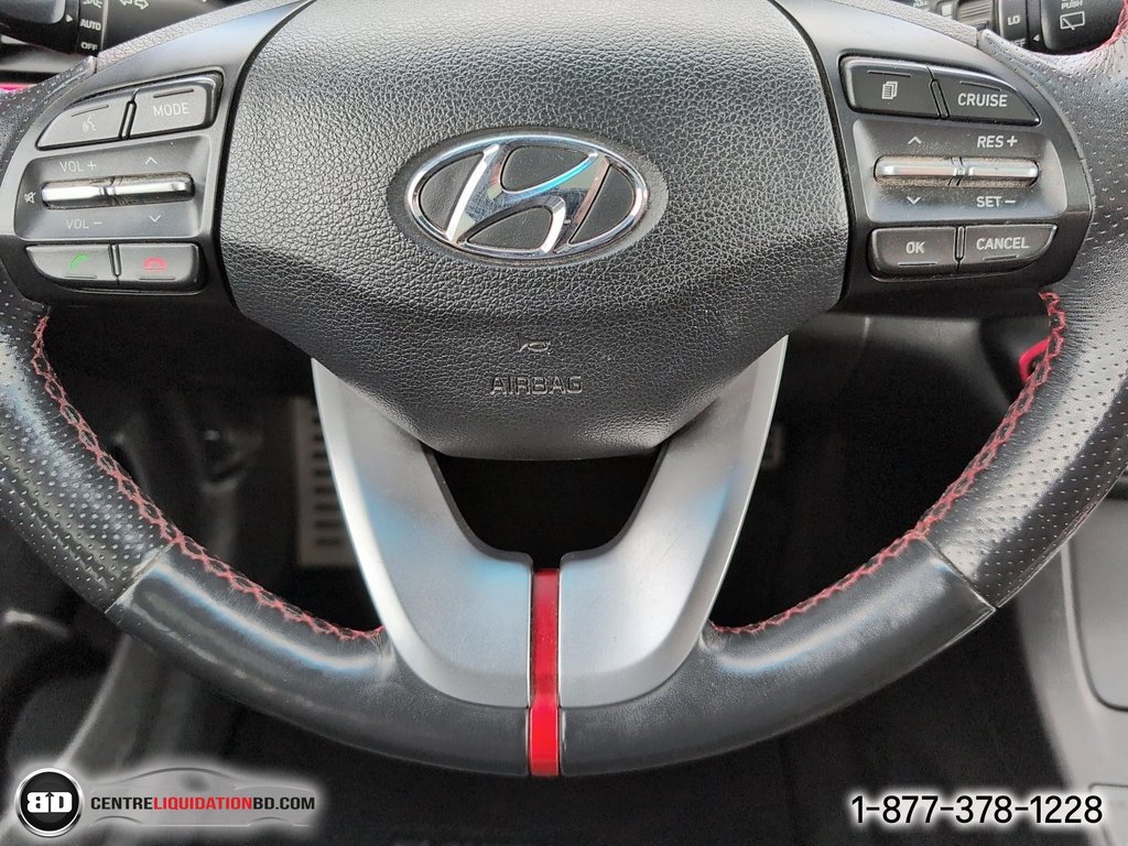 2018 Hyundai Elantra GT Sport MANUELLE in Granby, Quebec - 15 - w1024h768px