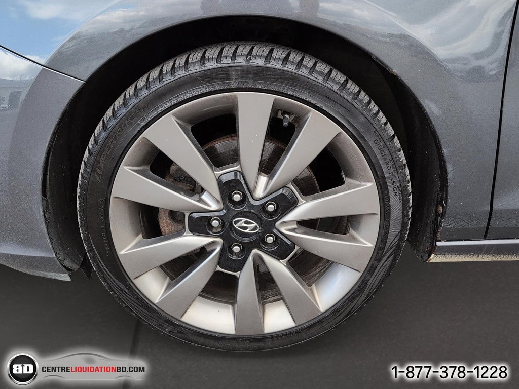 2018 Hyundai Elantra GT Sport MANUELLE in Granby, Quebec - 10 - w1024h768px