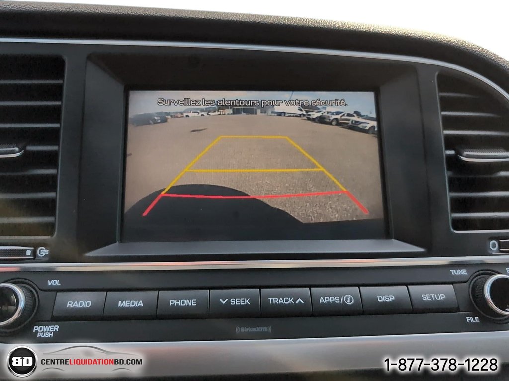 2017 Hyundai Elantra in Granby, Quebec - 21 - w1024h768px