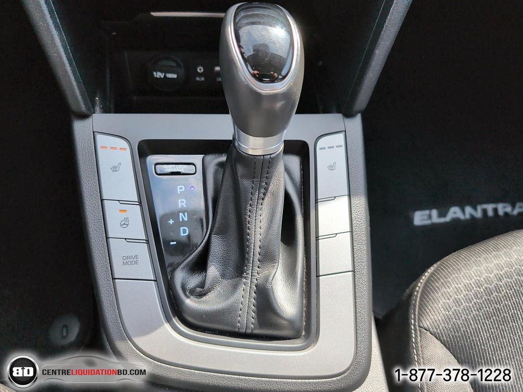 2017 Hyundai Elantra in Granby, Quebec - 20 - w1024h768px