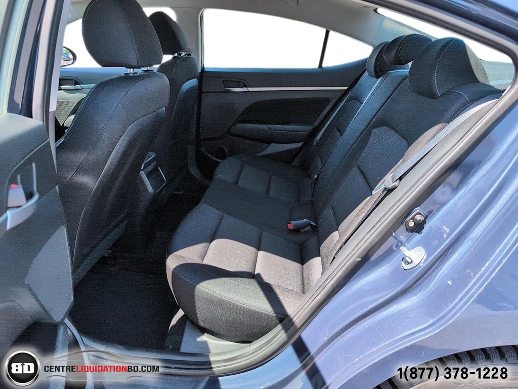 2017 Hyundai Elantra GL in Granby, Quebec - 14 - w1024h768px