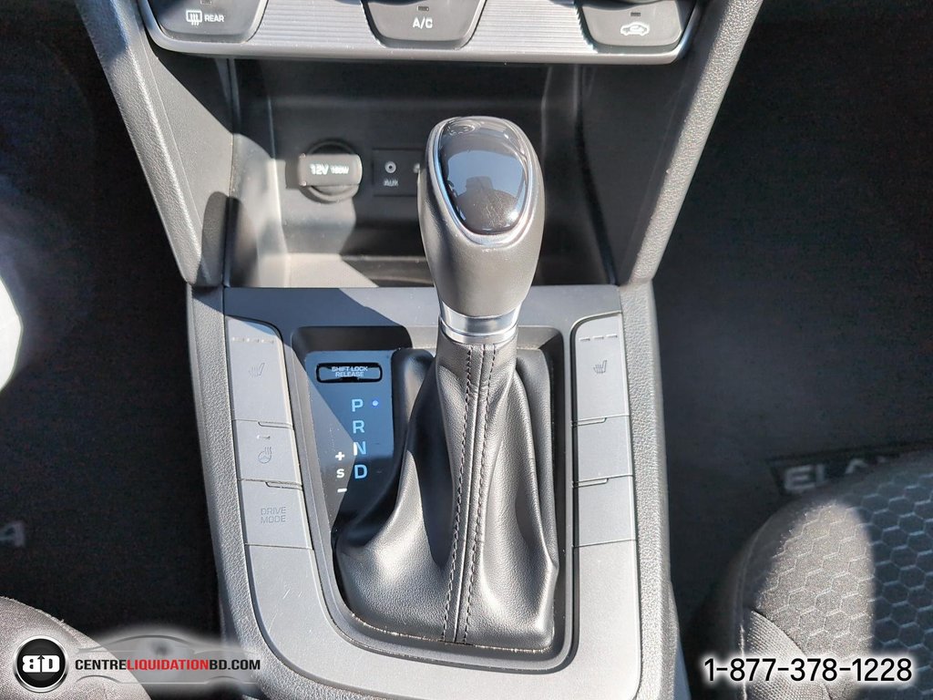2019 Hyundai Elantra Preferred in Granby, Quebec - 19 - w1024h768px