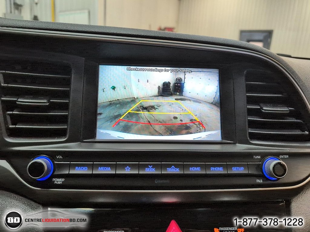 2020 Hyundai Elantra Preferred in Granby, Quebec - 22 - w1024h768px