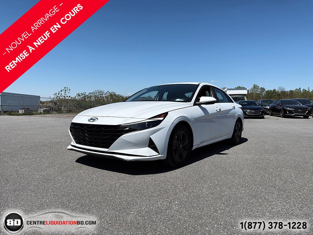 2023 Hyundai Elantra PREFFERED in Granby, Quebec - 1 - w1024h768px