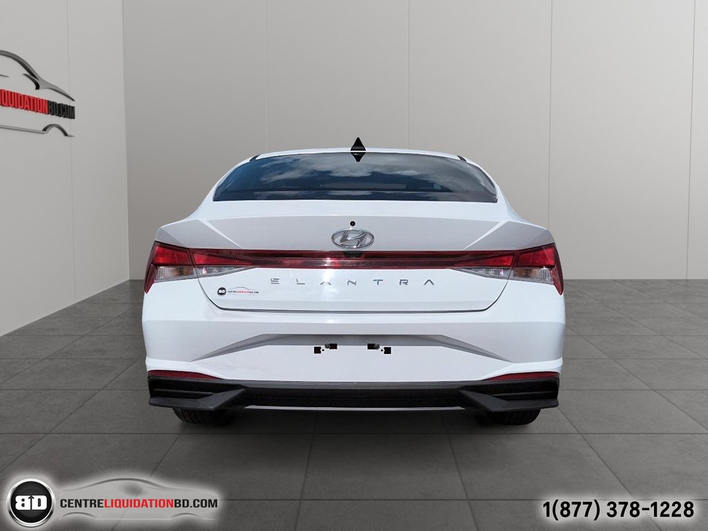 2023 Hyundai Elantra PREFFERED in Granby, Quebec - 7 - w1024h768px