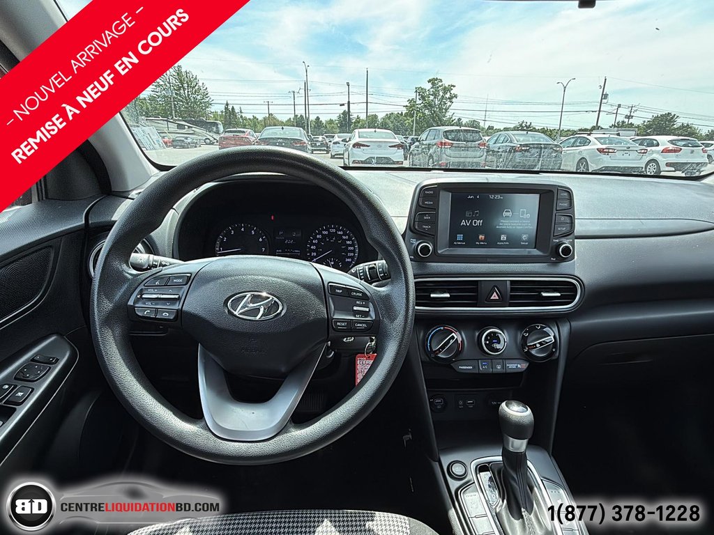 2020 Hyundai Kona ESSENTIAL in Granby, Quebec - 13 - w1024h768px