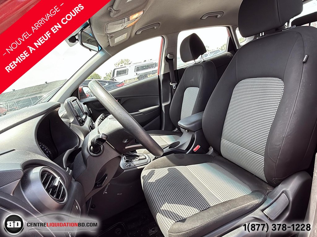 2020 Hyundai Kona ESSENTIAL in Granby, Quebec - 12 - w1024h768px