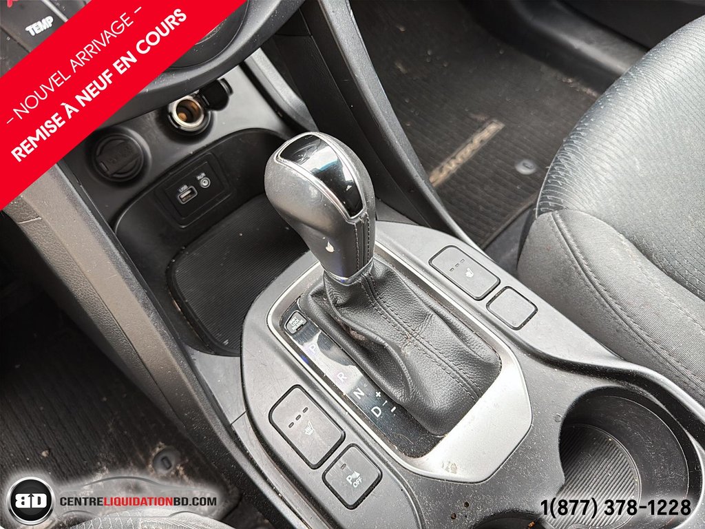 2017 Hyundai Santa Fe Sport PREMIUM AWD 2.4L in Granby, Quebec - 15 - w1024h768px