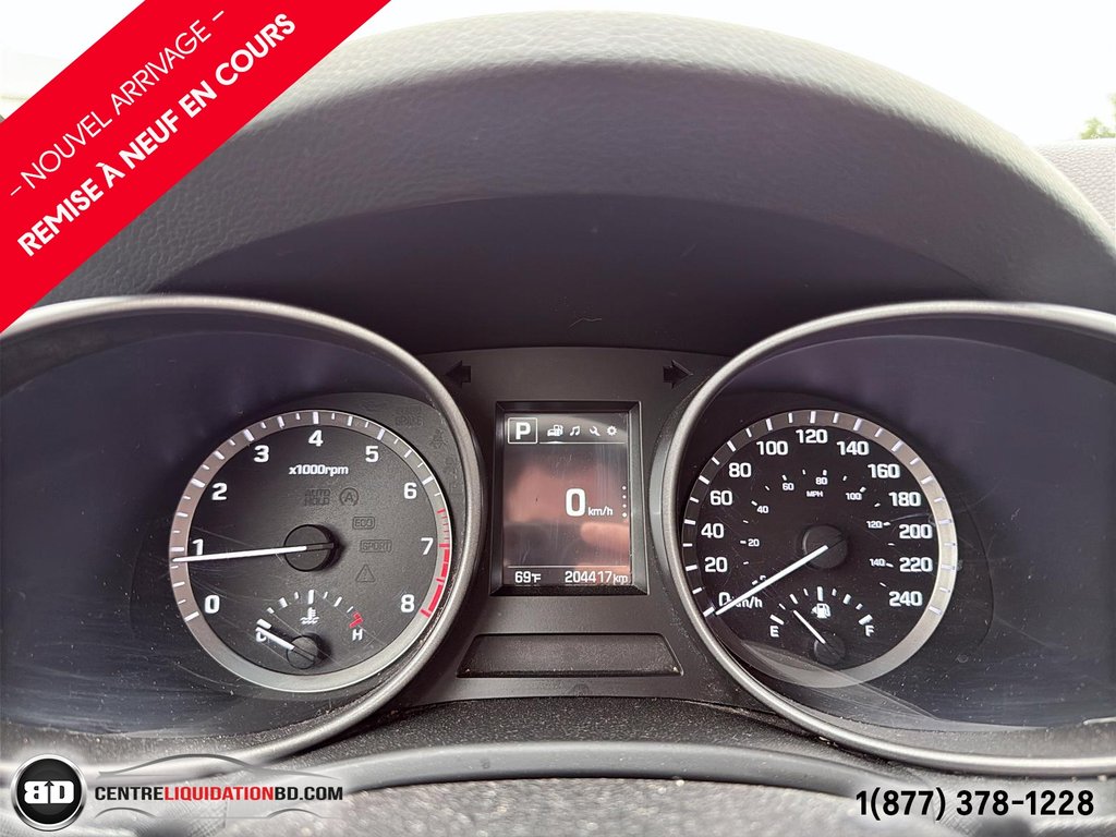 2017 Hyundai Santa Fe Sport PREMIUM AWD 2.4L in Granby, Quebec - 13 - w1024h768px