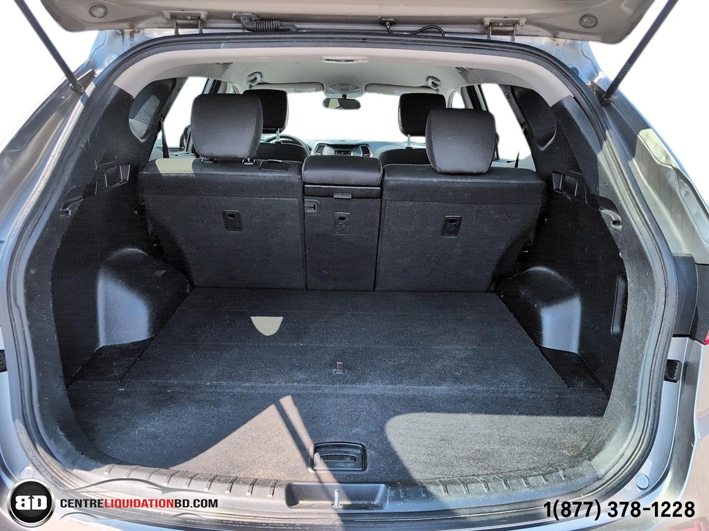 2017 Hyundai Santa Fe Sport PREMIUM AWD 2.4L in Granby, Quebec - 11 - w1024h768px