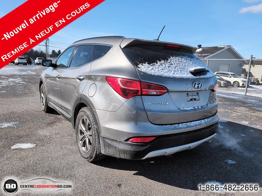 2013 Hyundai Santa Fe Premium AWD in Granby, Quebec - 5 - w1024h768px