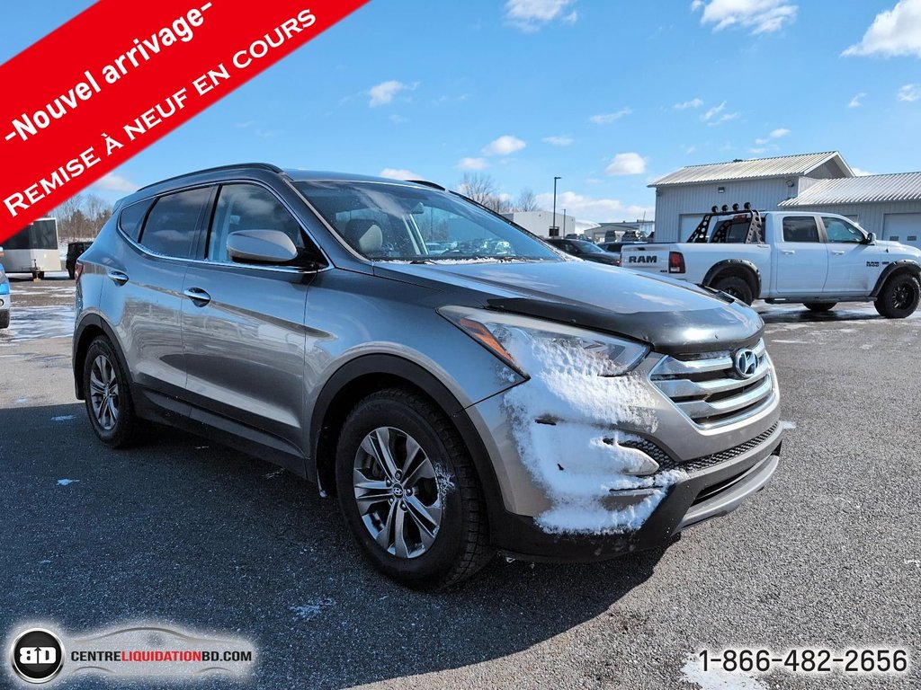 2013 Hyundai Santa Fe Premium AWD in Granby, Quebec - 2 - w1024h768px