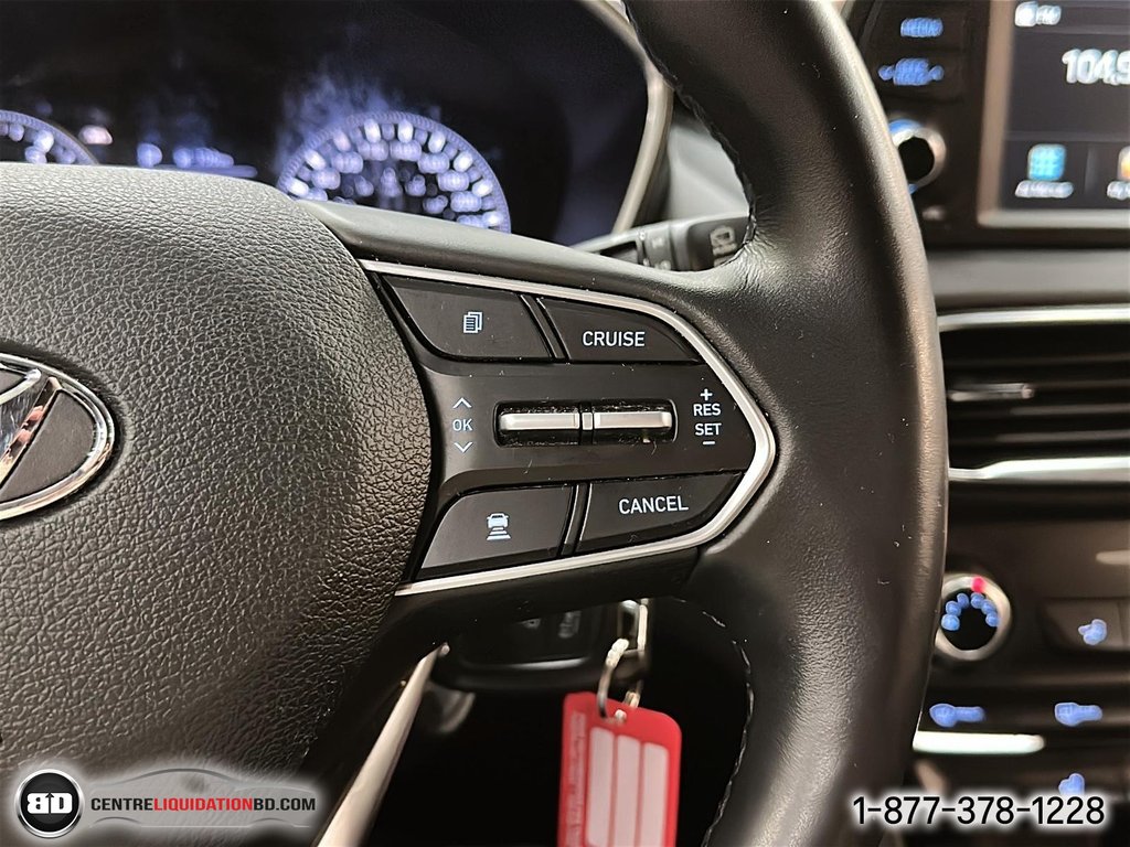 2020 Hyundai Santa Fe Essential AWD in Granby, Quebec - 23 - w1024h768px