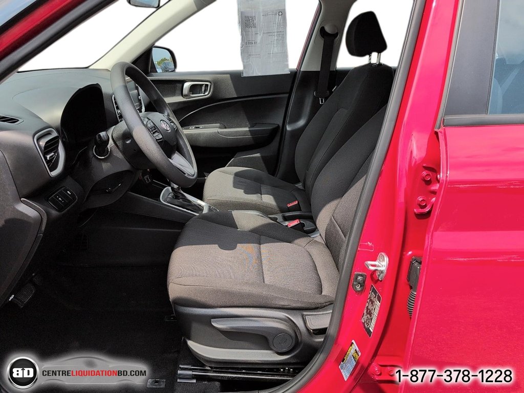 Hyundai Venue Essential 2021 à Granby, Québec - 12 - w1024h768px