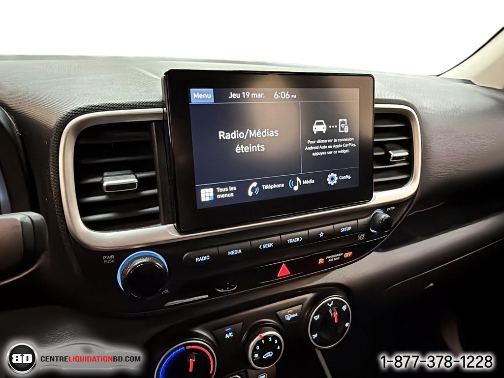Hyundai Venue ESSENTIAL 2023 à Granby, Québec - 21 - w1024h768px