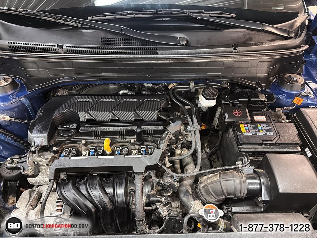 Hyundai Venue ESSENTIAL 2023 à Granby, Québec - 13 - w1024h768px