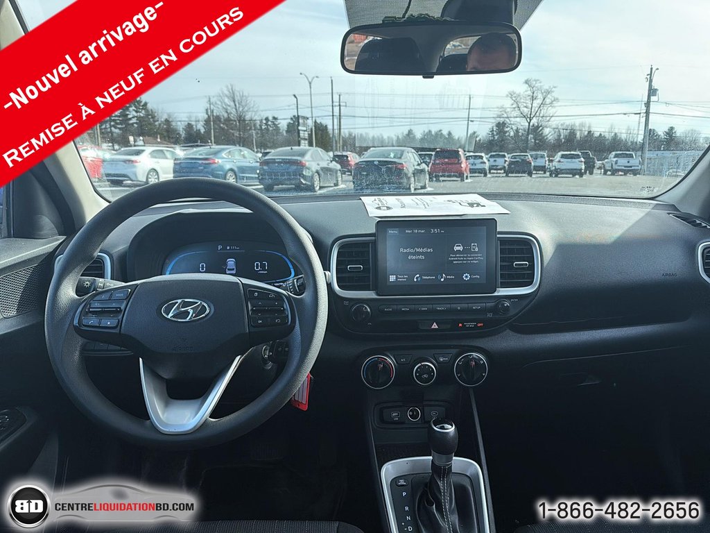 Hyundai Venue ESSENTIAL 2023 à Granby, Québec - 14 - w1024h768px