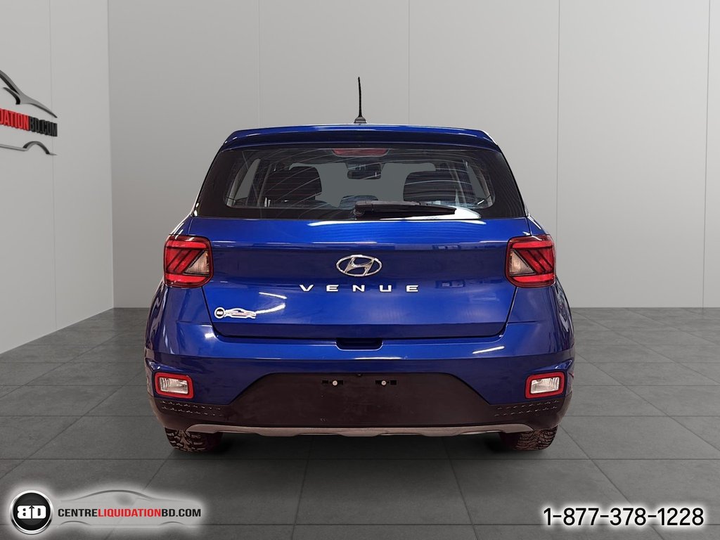 Hyundai Venue ESSENTIAL 2023 à Granby, Québec - 7 - w1024h768px