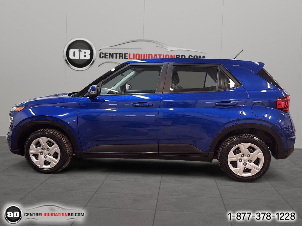 Hyundai Venue ESSENTIAL 2023 à Granby, Québec - 9 - w1024h768px